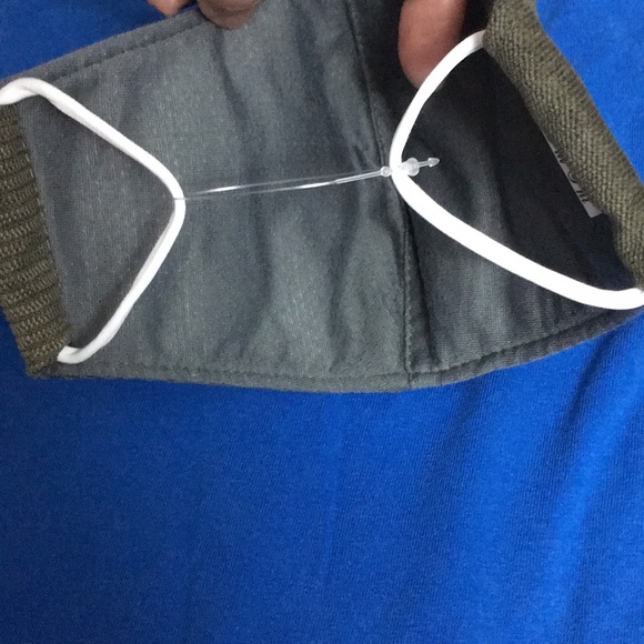 FACE MASK NEW STRETCHY DOUBLE LAYERS - Picture 3 of 6